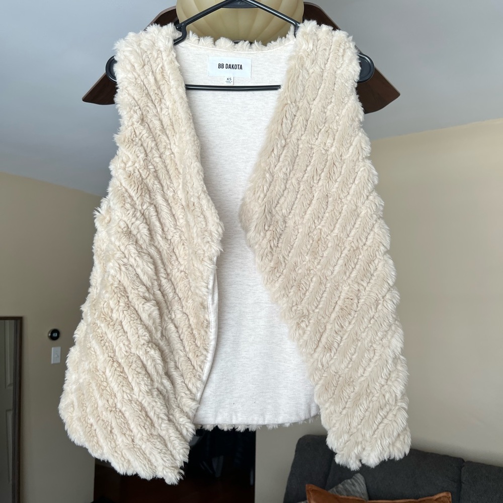 BB Dakota faux fur vest